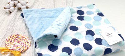 Selection and description of a blanket for a newborn