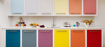 How to change facades on a kitchen set