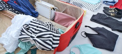 How to compactly put things in a suitcase