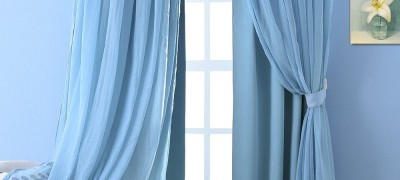 How and with what you can combine blue curtains in design