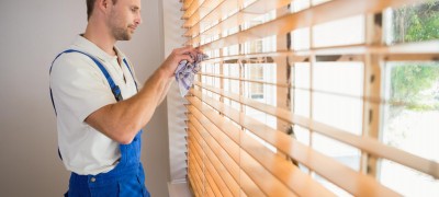 How to clean blinds at home