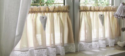 Interesting options for curtains in the style of a cafe