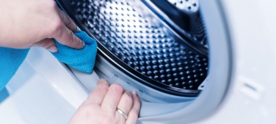 Methods for cleaning the washing machine from mold