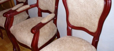 How to sheathe an old chair with a beautiful new fabric