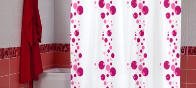 How to clean the curtain in the bathroom from yellowness and limescale