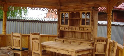 Table de gazebo en bois de bricolage