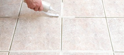 How and how to clean the seams between tiles on the floor in the bathroom or kitchen