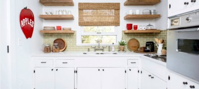 DIY kitchen shelves