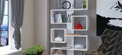 The use of shelving in the interior of the house