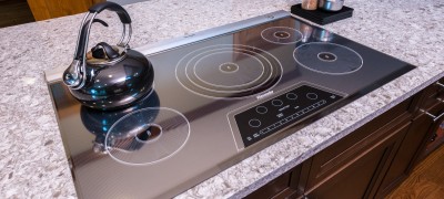 Advantages, disadvantages and features of choosing an induction cooker