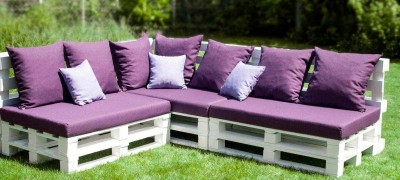 Features of pallet and pallet furniture