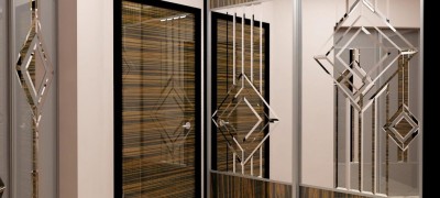 Options for wardrobe doors with facet processing