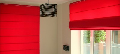 Options for attaching roller blinds to plastic windows or to the wall