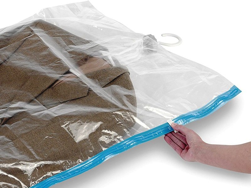 hanging vacuum bags