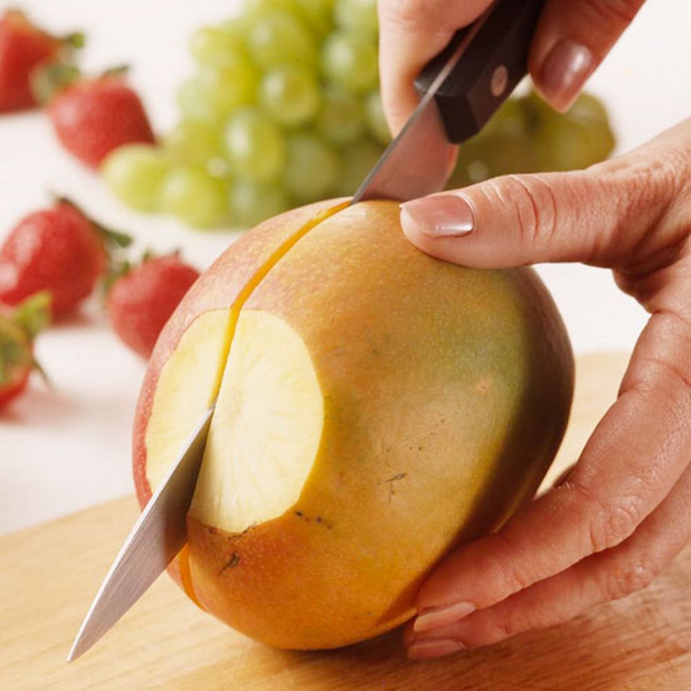 how to peel a mango