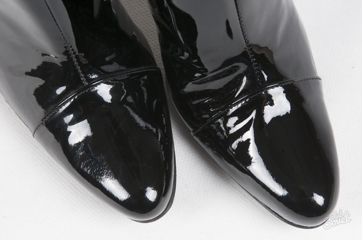 patent leather shoes