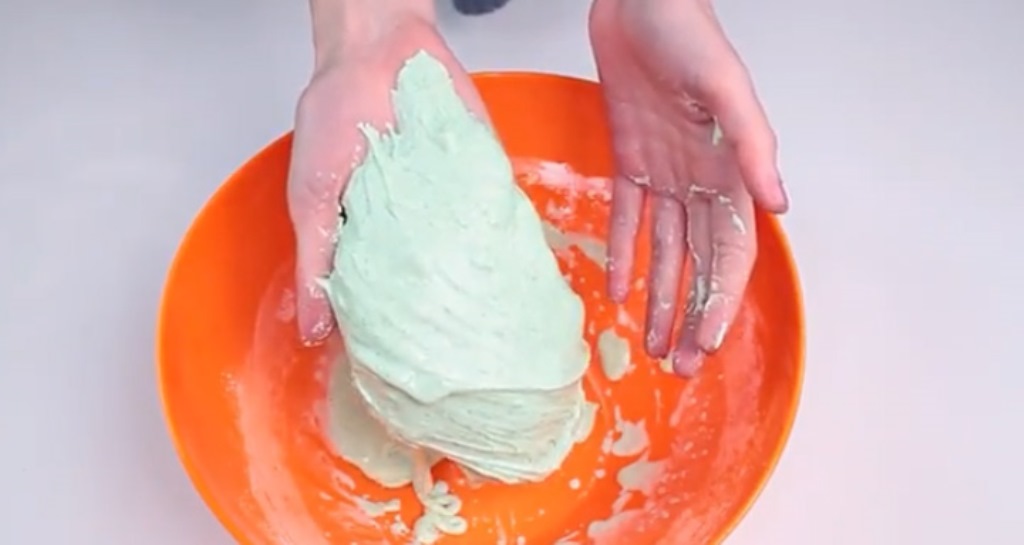 flour and shampoo slime