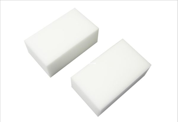 More recently, a new product has been added to the arsenal of housewives - a melamine sponge.