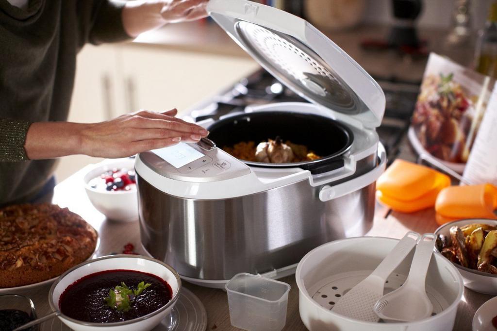 multicuiseur dans la photo de la cuisine