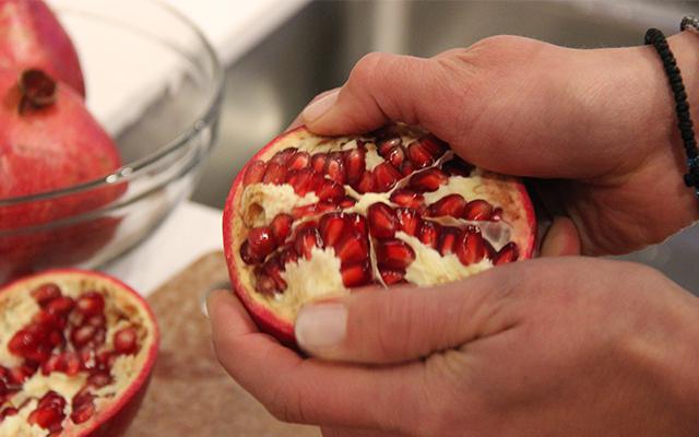 notches on the pomegranate