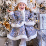 costumes de noël pour les filles photo de jeune fille des neiges