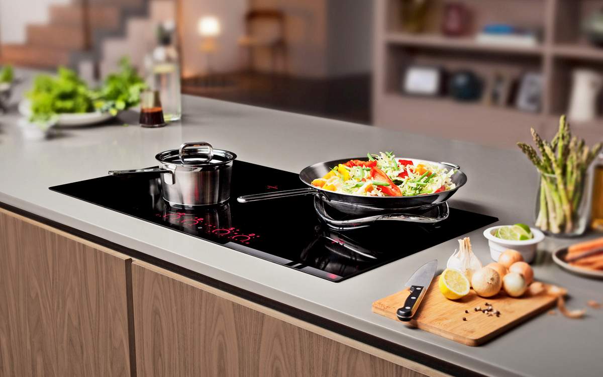 steel cookware on induction hob