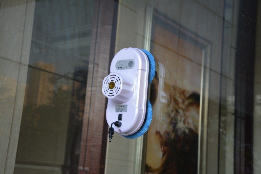 window cleaning robot with magnets