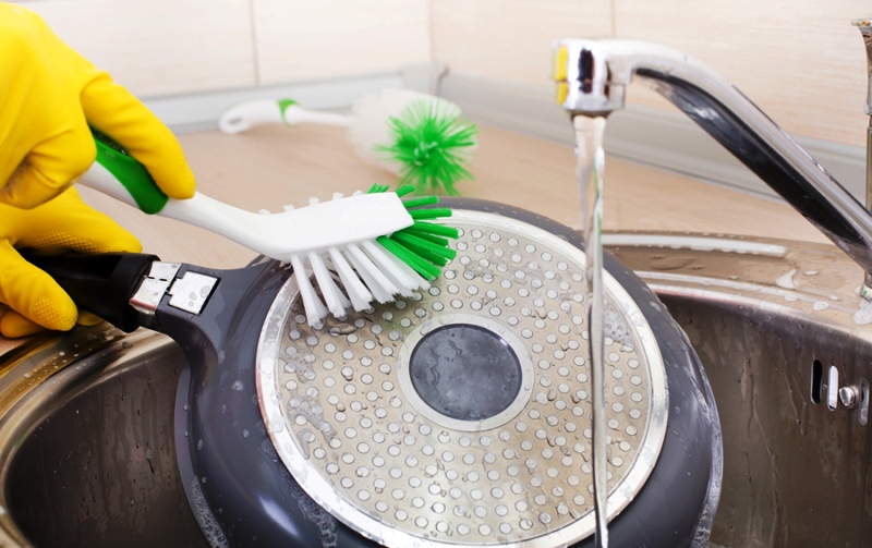 soda for cleaning dishes