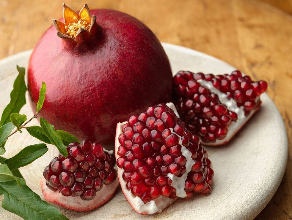 ripe pomegranate photo