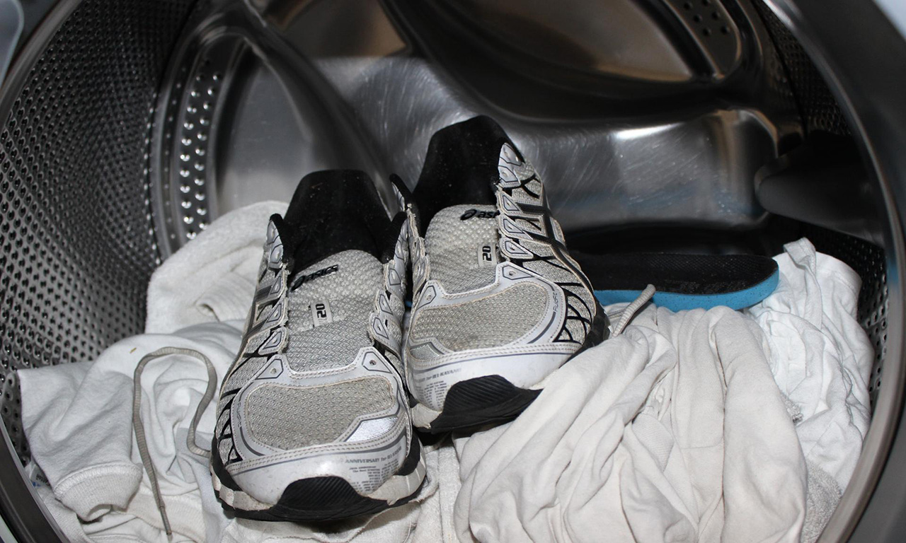 washing sneakers in a machine