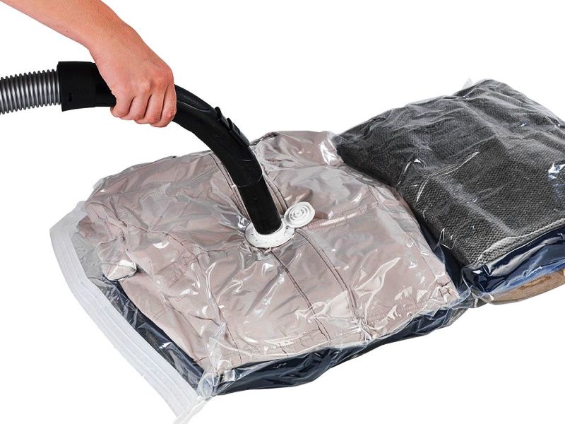 vacuum bags evacuate air