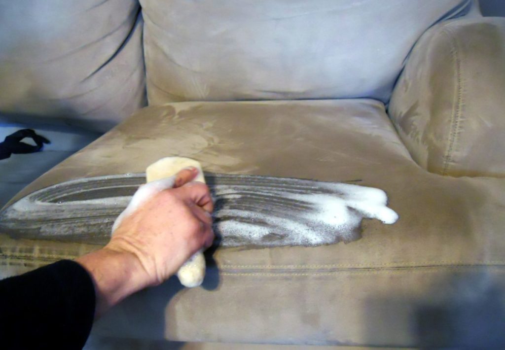 cleaning the sofa at home