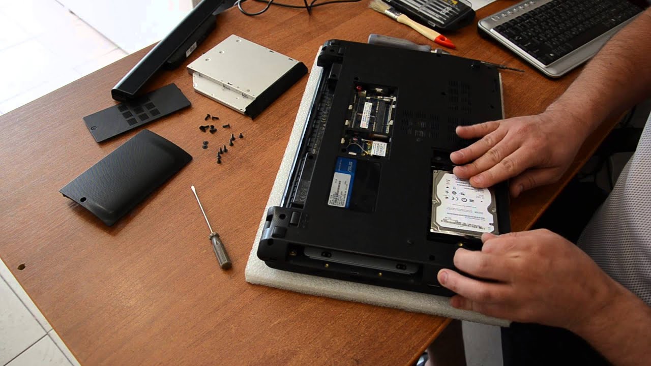 how to disassemble a laptop