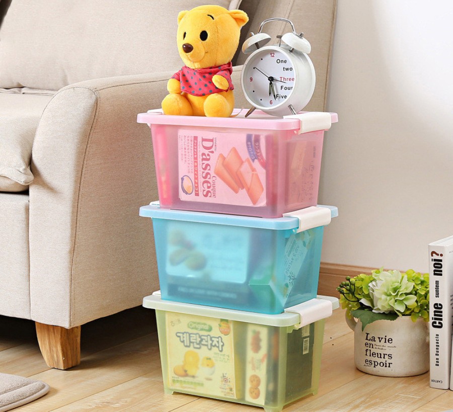 plastic containers ideas