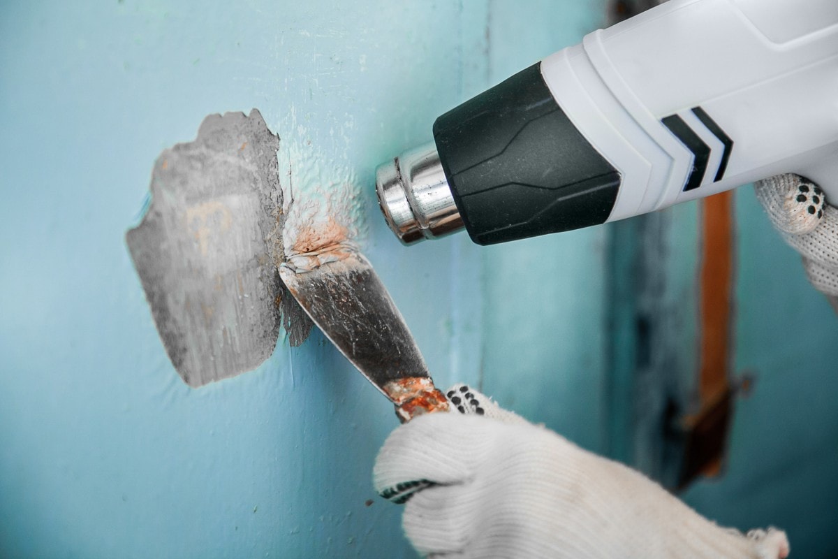 removing old paint with a hairdryer