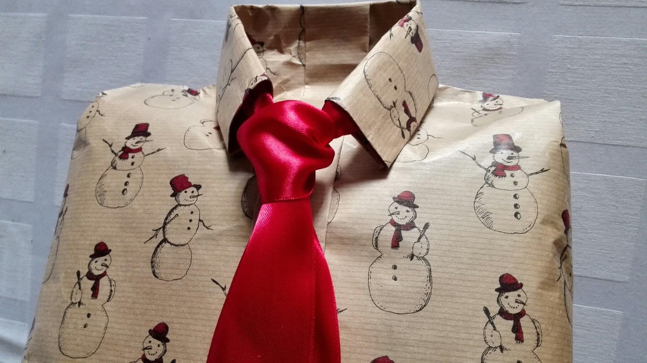 gift wrapping shirts