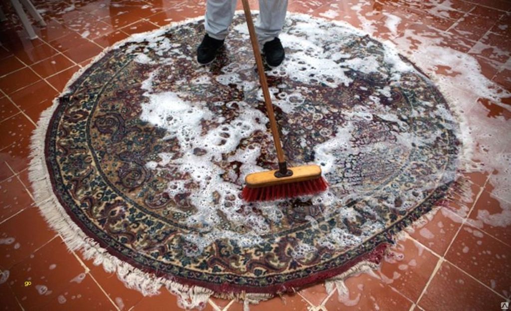 wet cleaning of carpet