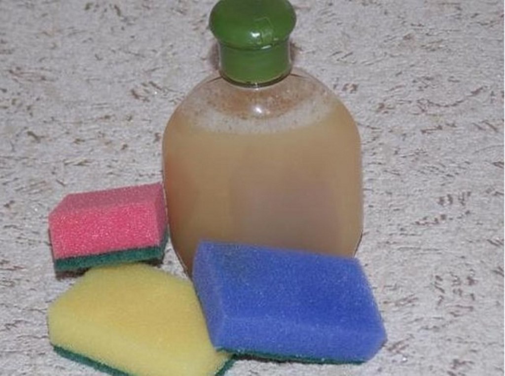 liquid laundry soap