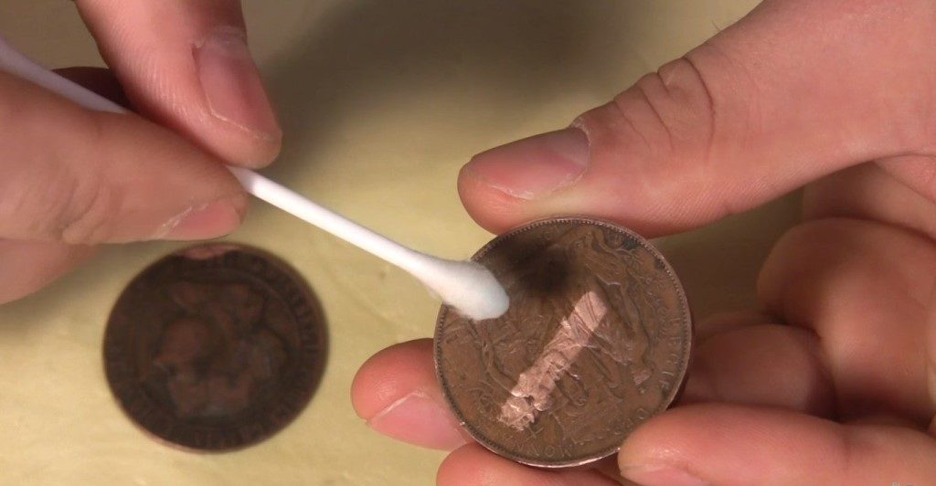 cleaning copper coins