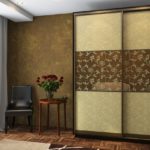 wardrobe design glass with patterns brown