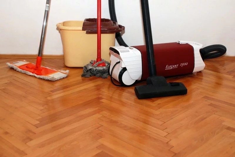 how to clean parquet floor