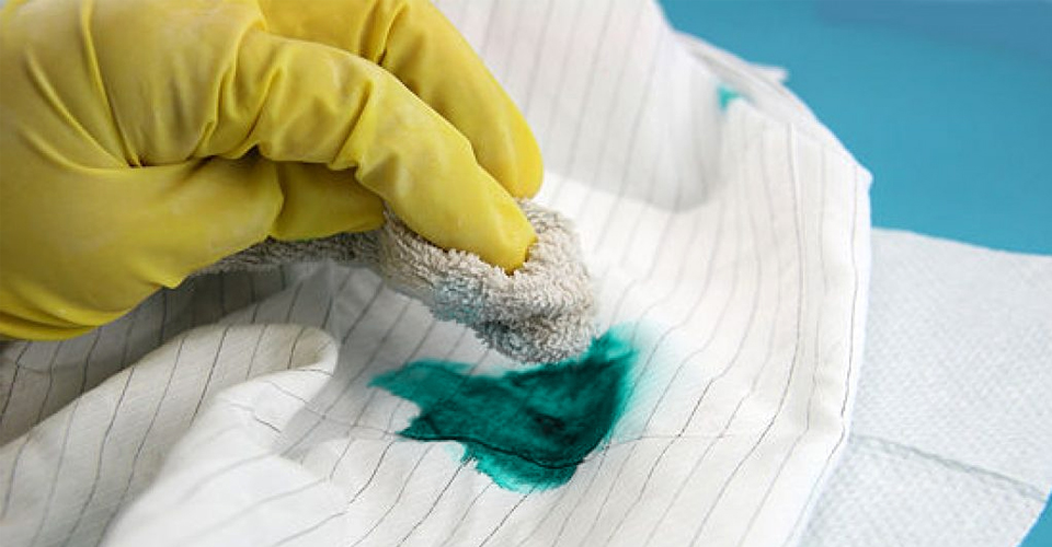 how to remove brilliant green from clothes