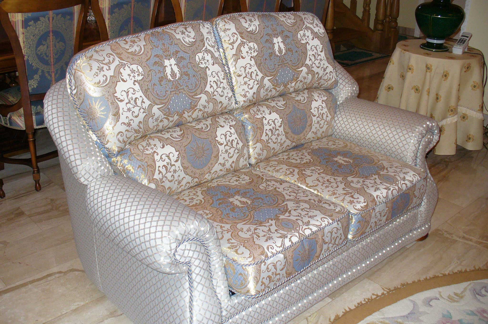 jacquard tapecirana sofa