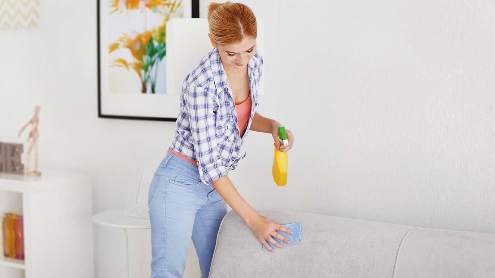 how to clean upholstered furniture with dishwashing liquid