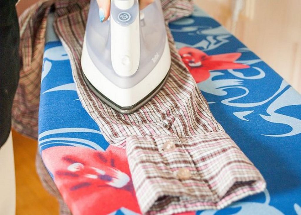 how to iron the sleeves of a shirt