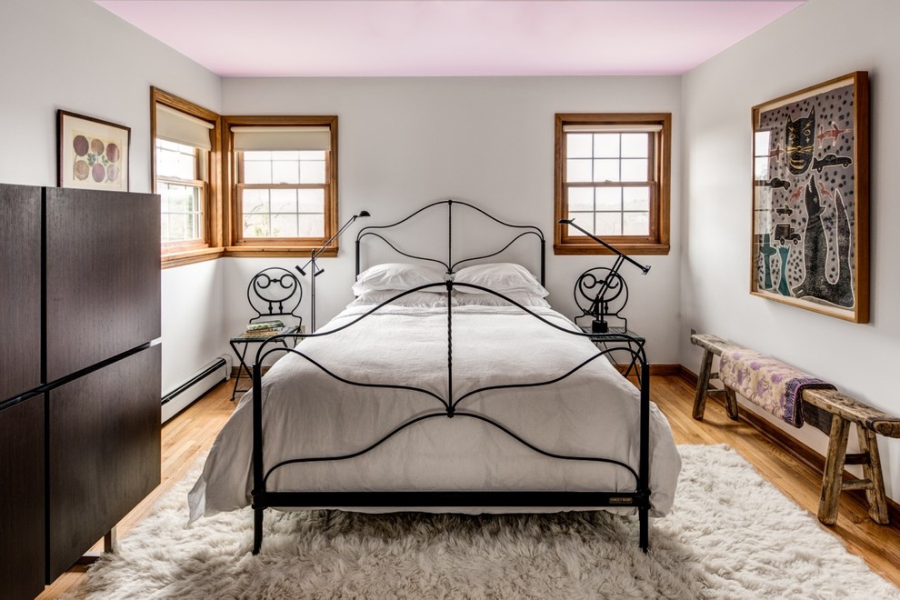 wrought iron bed photos