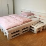 pallet bed pink