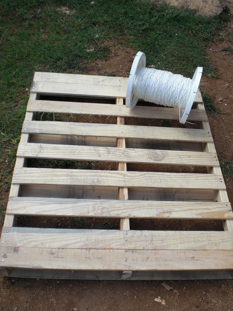 pallet bed without knots