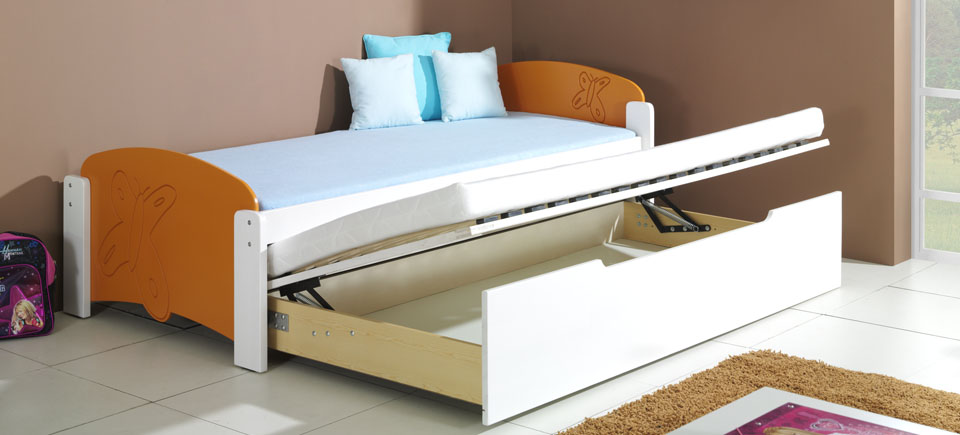 children's bed transformer with retractable mechanisms