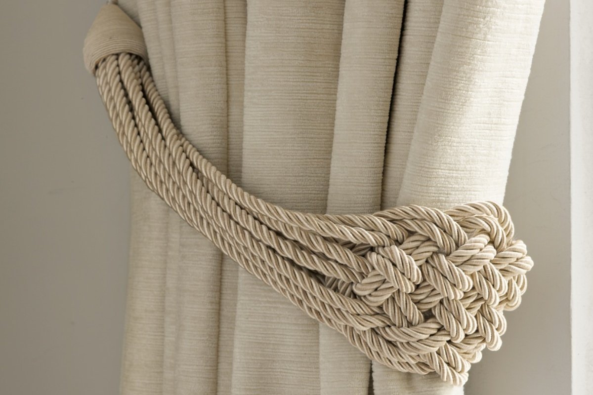 Tiebacks for curtains cords